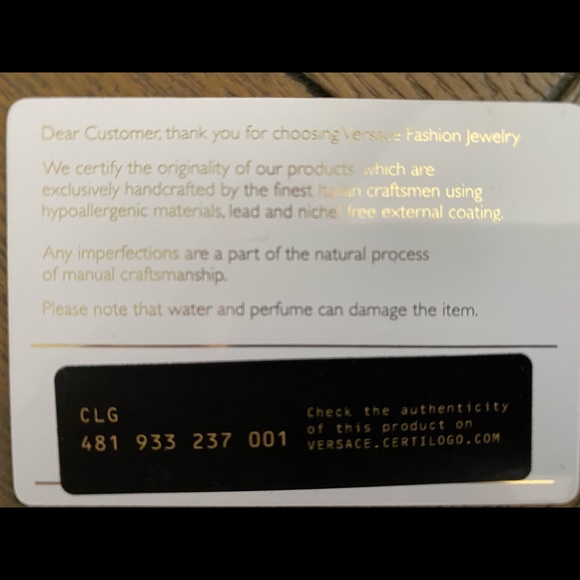 Versace Pyramid Ring - Picture 2 of 3